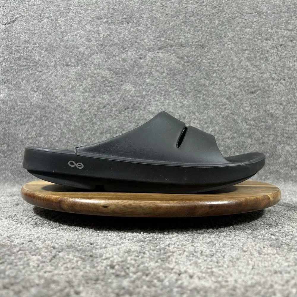 OOFOS OOahh Mens Size 10 Black Sport Sandals Recovery Gym Athletic Slides Used